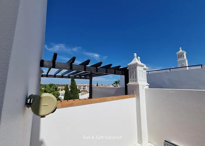 דירה De Tavira Smashing 2 Bed, 2 Bath, Duplex Penthouse קבאנס דה טאבירה