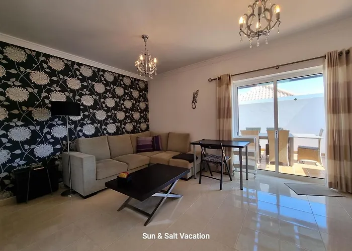 De Tavira Smashing 2 Bed, 2 Bath, Duplex Penthouse *