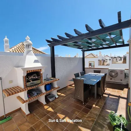 アパート De Tavira Smashing 2 Bed, 2 Bath, Duplex Penthouse カバナス・デ・タビラ
